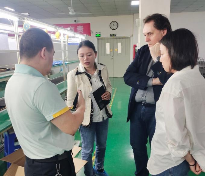 顧客の訪問PROCETの工場